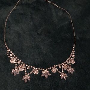Classic style necklace with squared off jewels